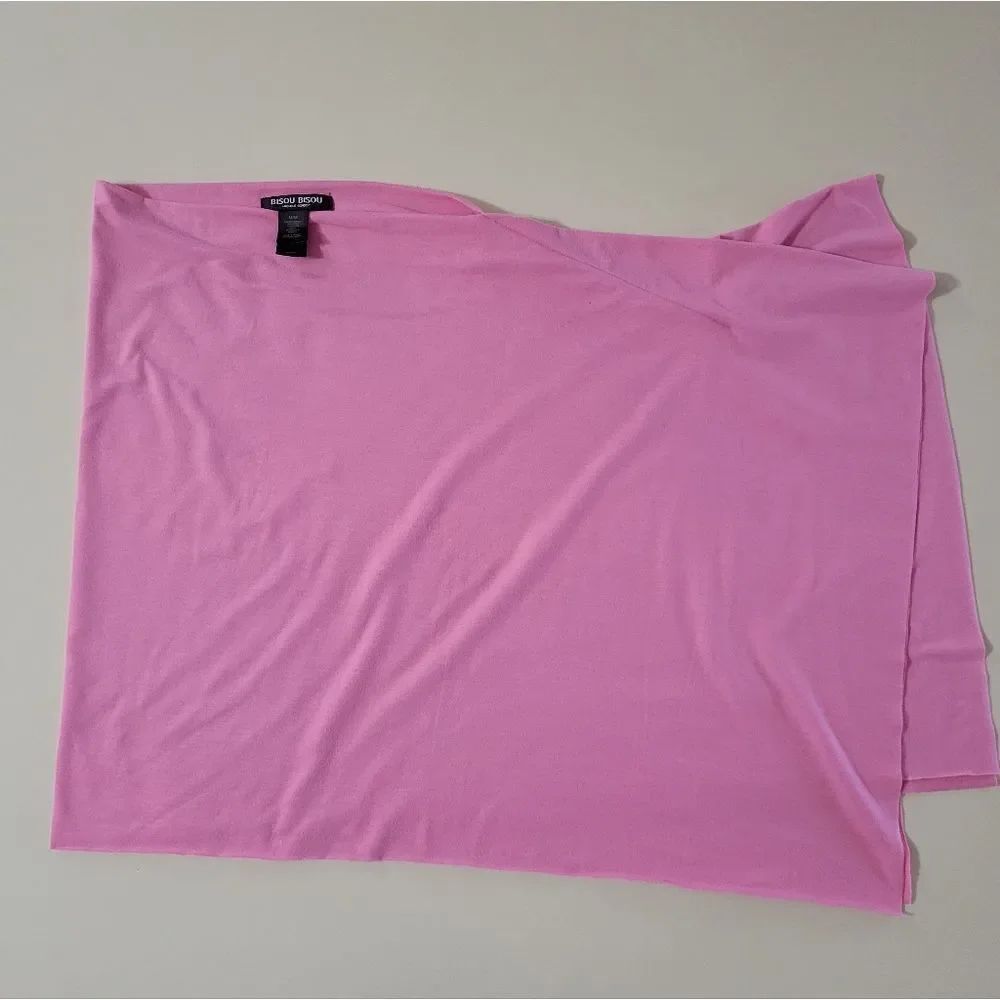 Bisou Bisou Michele Bohbot Pink Poly-Rayon Shoulder Wrap Mini Poncho